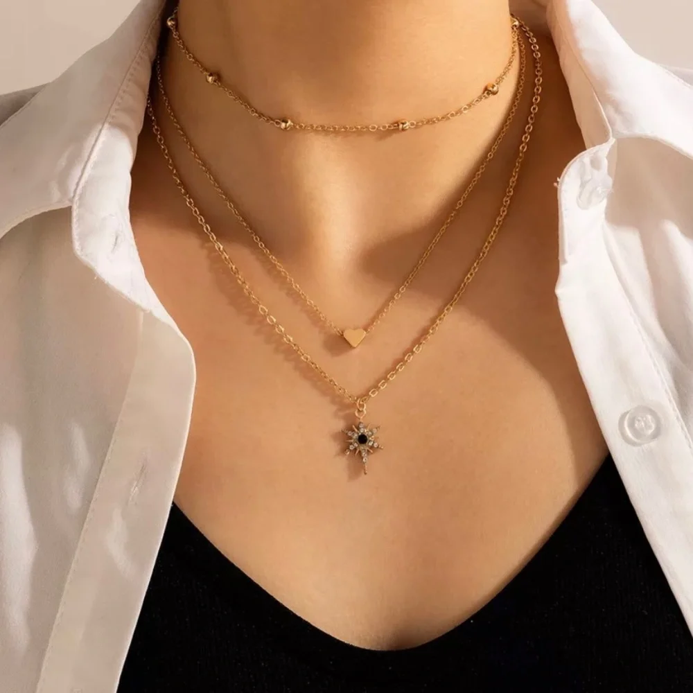 Etoile Noire and Heart Gold Tone Necklace Set Duo